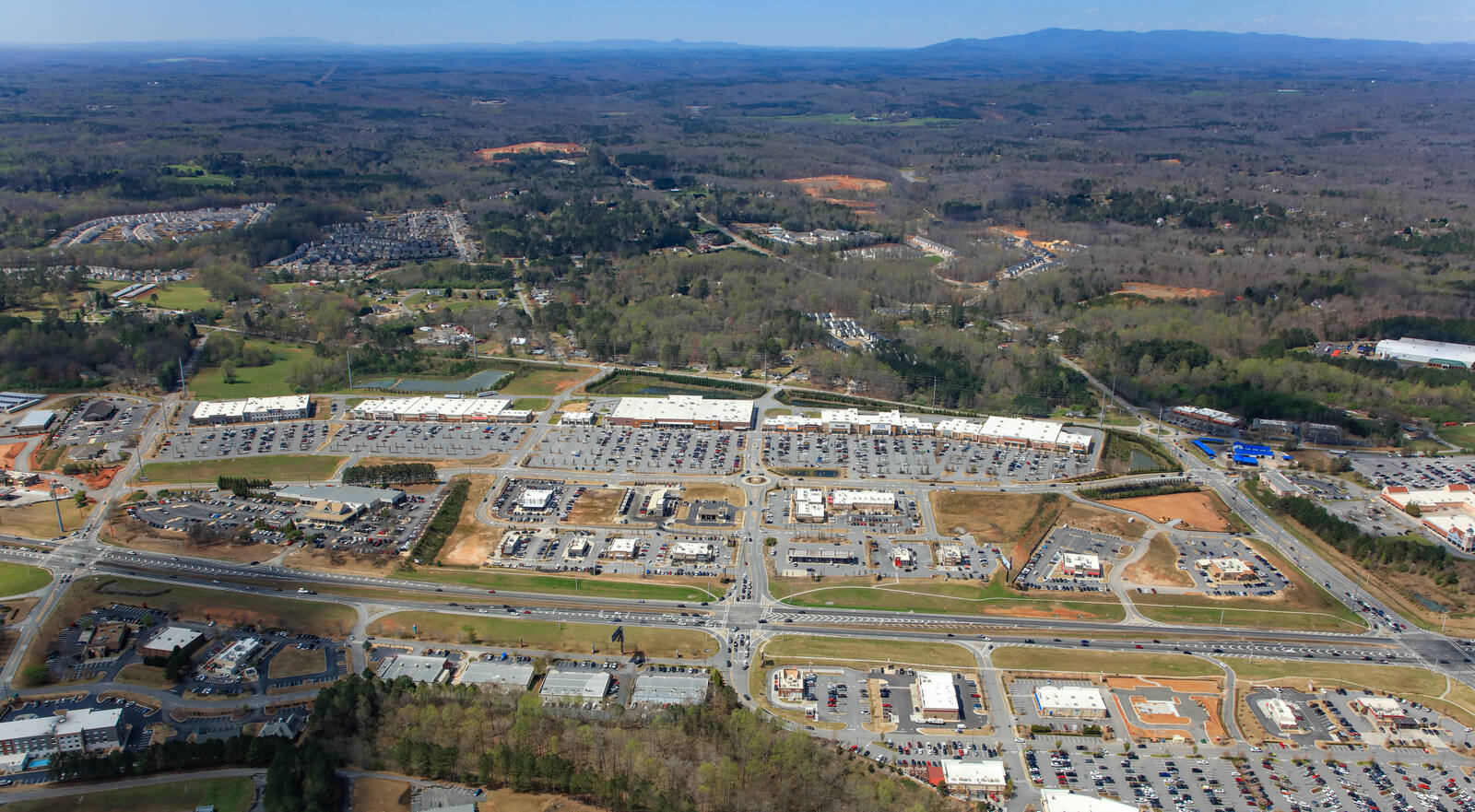 Brookhaven GA: BROOKHAVEN STATION - Retail Space For Lease - Hendon  Properties